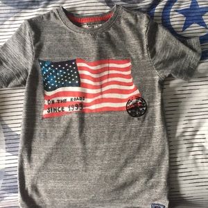 2 kids t-shirts both new never worn H&M and DC smoke/pet free home
